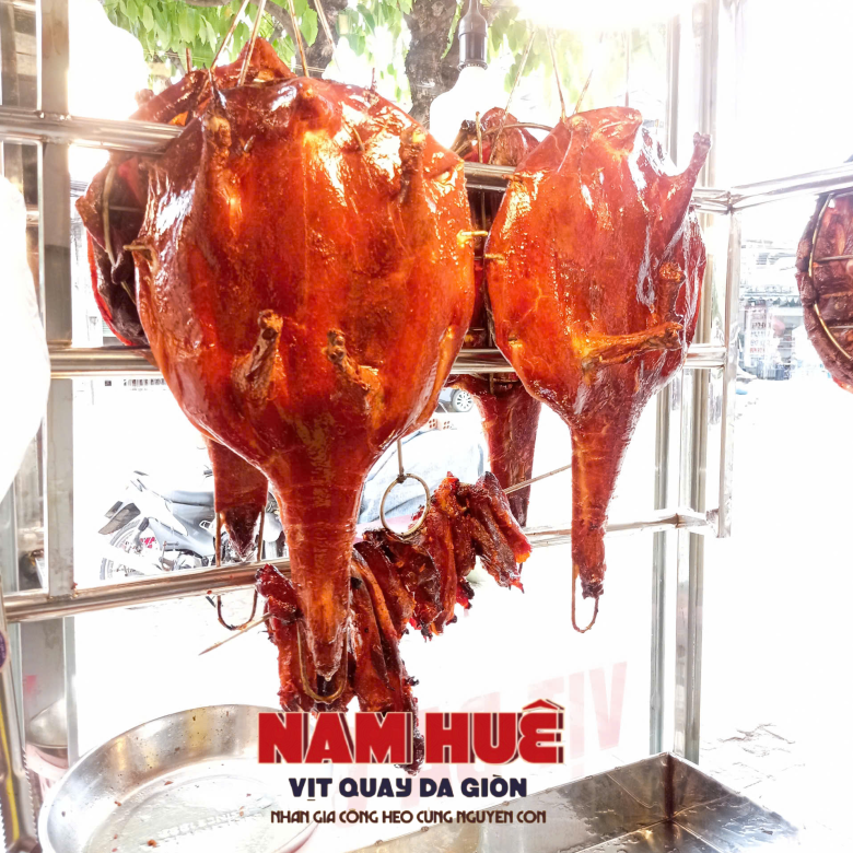 Vịt Quay Da Giòn Nam Huê